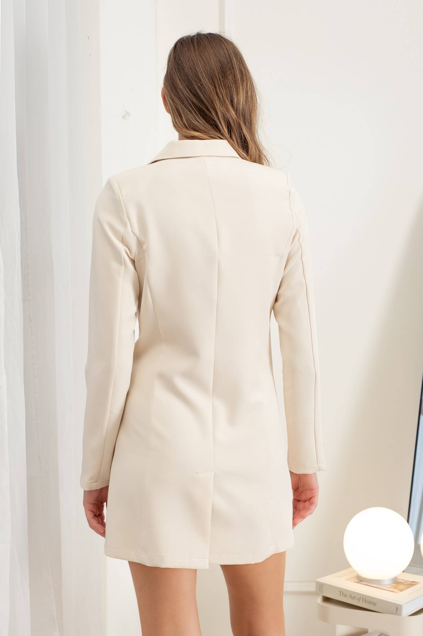 COLLARED BUTTON FRONT LONG SLEEVE TUNIC BLAZER