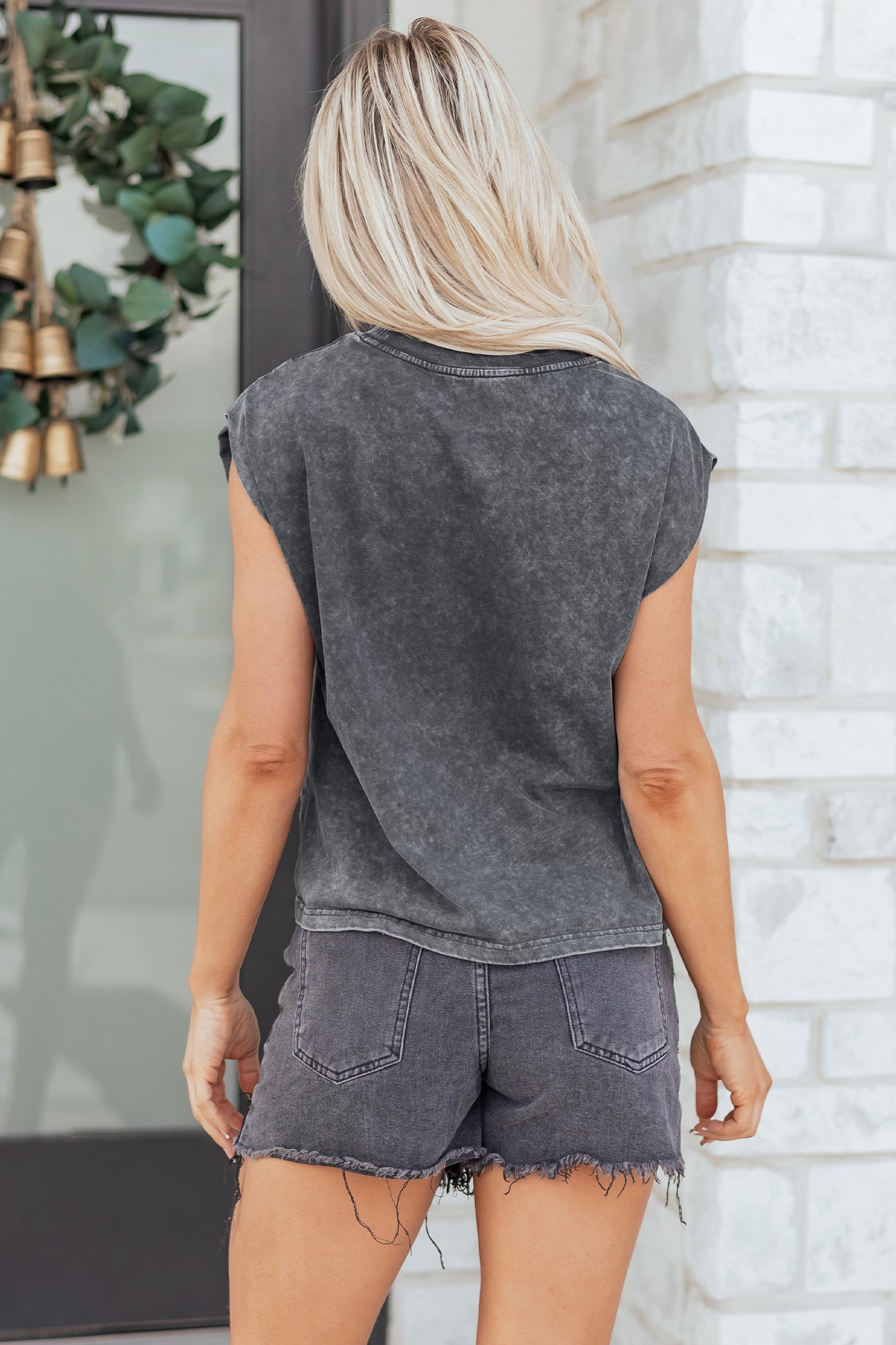 Smoke Gray COWGIRLS DONT CRY Western Graphic Mineral Wash Tank Top